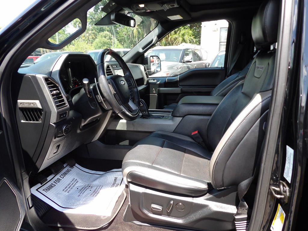2018 Ford F150 Raptor photo