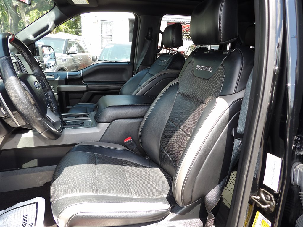 2018 Ford F150 Raptor photo