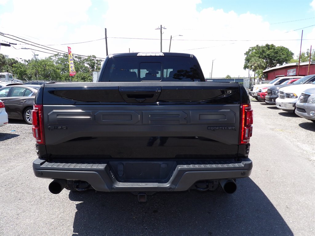 2018 Ford F150 Raptor photo