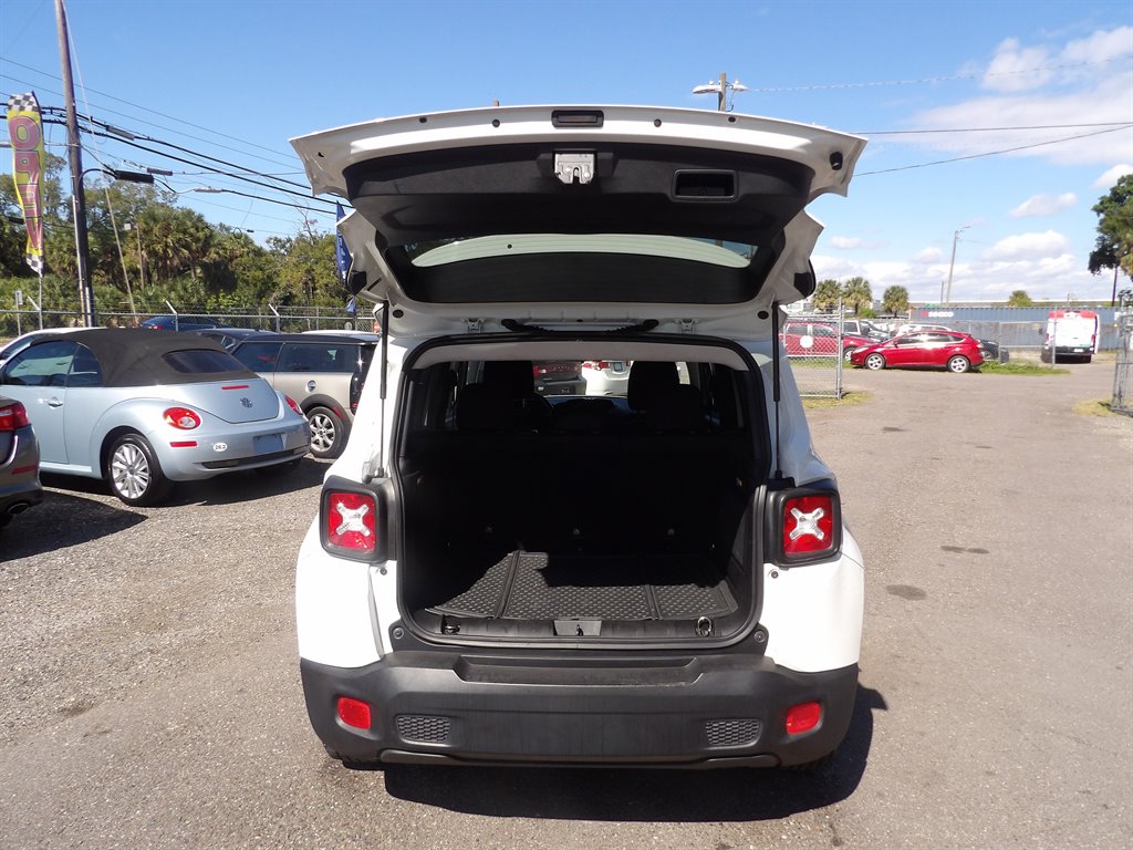 2015 Jeep Renegade - $8,400