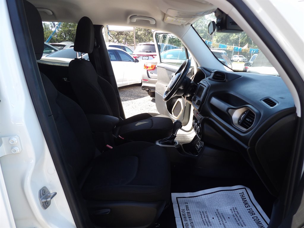 2015 Jeep Renegade - $8,400