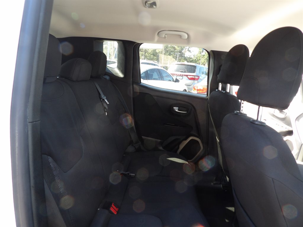 2015 Jeep Renegade - $8,400