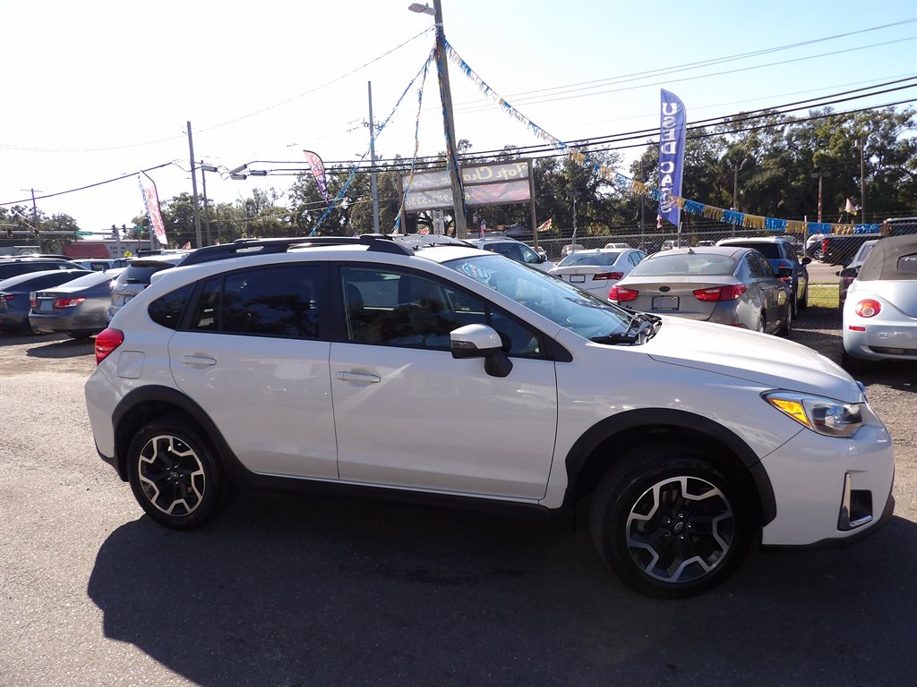 2016 Subaru Crosstrek - $9,999