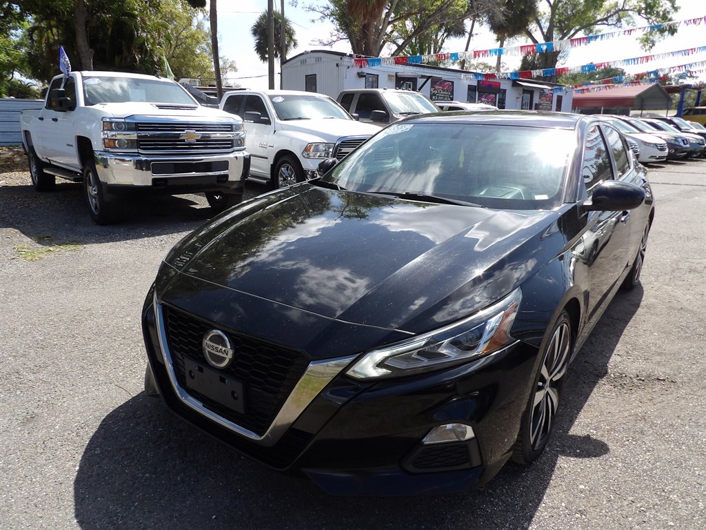2019 Nissan Altima - $11,999