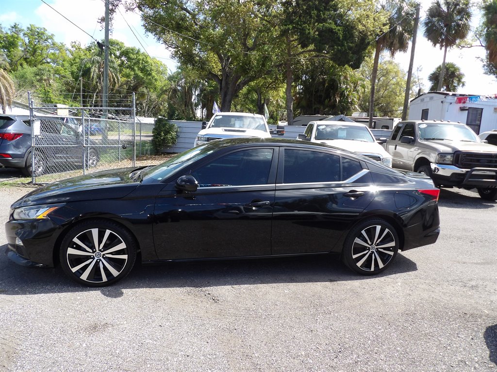 2019 Nissan Altima - $11,999