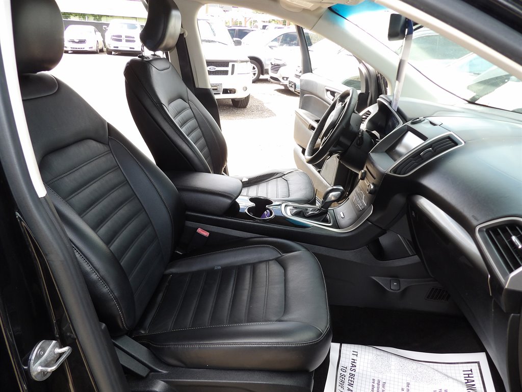 2015 Ford Edge - $8,500