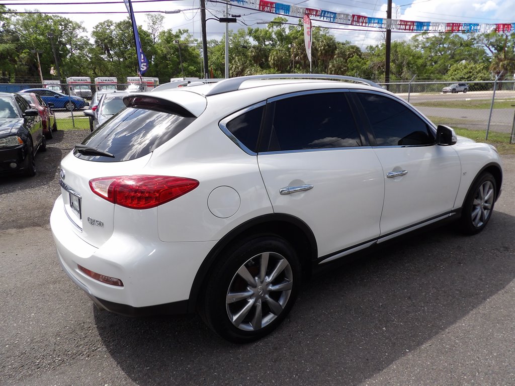 2017 INFINITI QX50 - $8,400