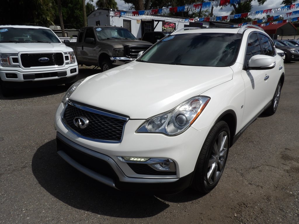 2017 INFINITI QX50 - $8,400