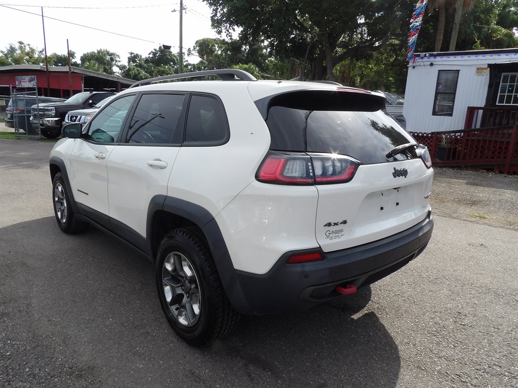 2019 Jeep Cherokee - $13,999