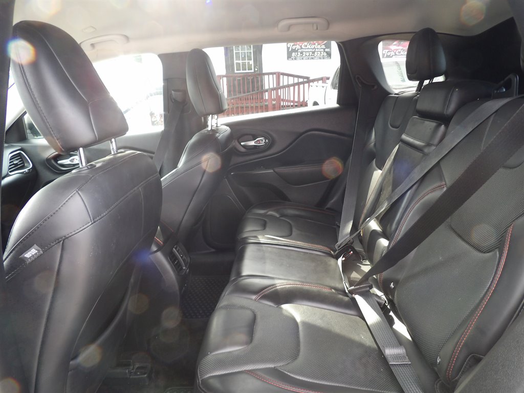 2019 Jeep Cherokee - $13,999