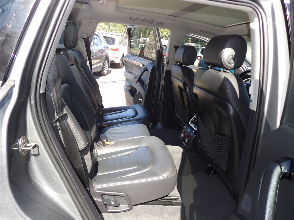 2015 Audi Q7 - $8,500