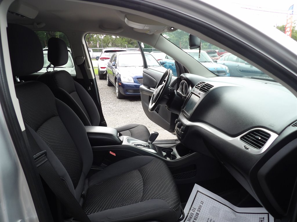 2012 Dodge Journey - $3,999