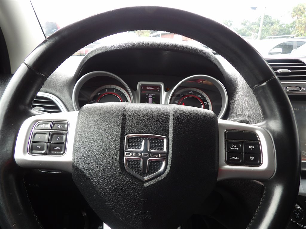 2012 Dodge Journey - $3,999