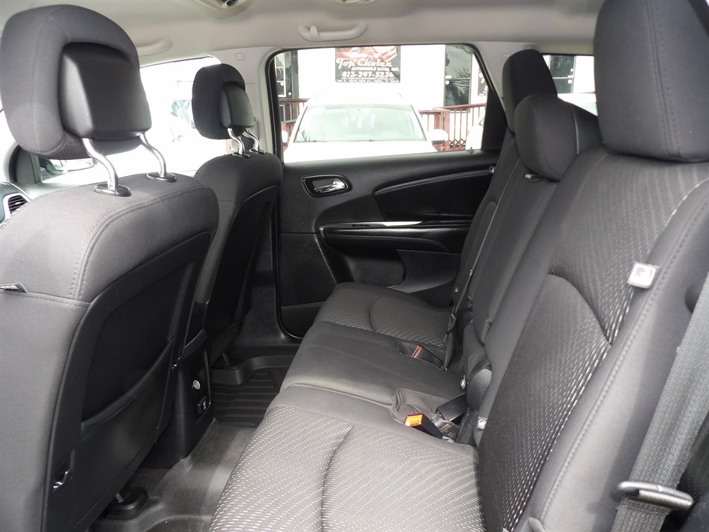 2012 Dodge Journey - $3,999