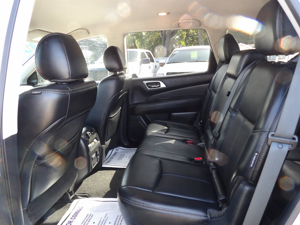 2016 Hyundai Santa Fe Sport - $9,999