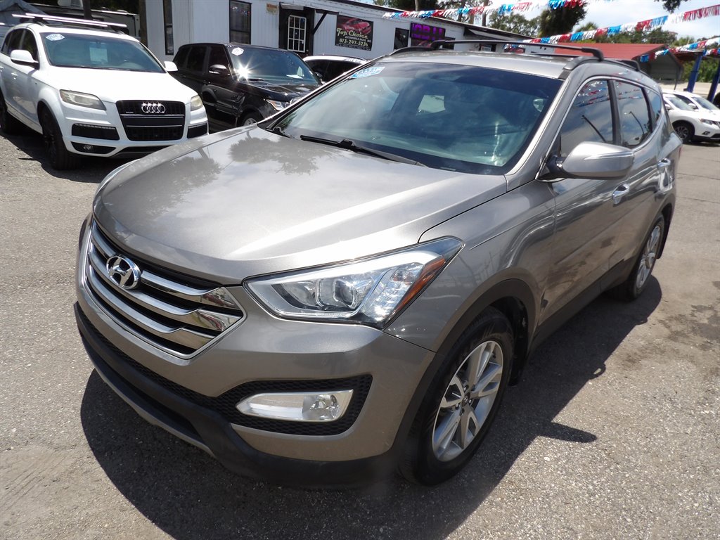 2016 Hyundai Santa Fe Sport - $9,999