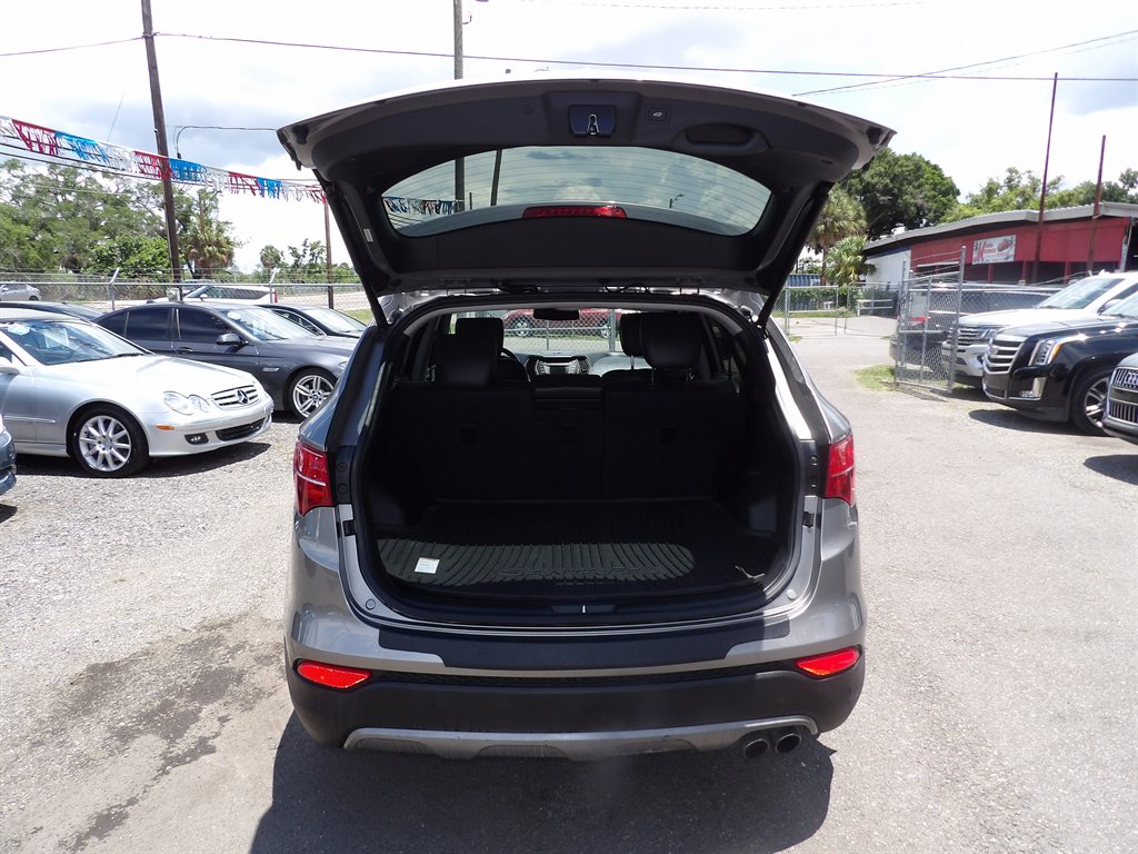 2016 Hyundai Santa Fe Sport - $9,999