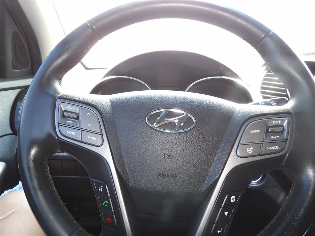 2016 Hyundai Santa Fe Sport - $9,999