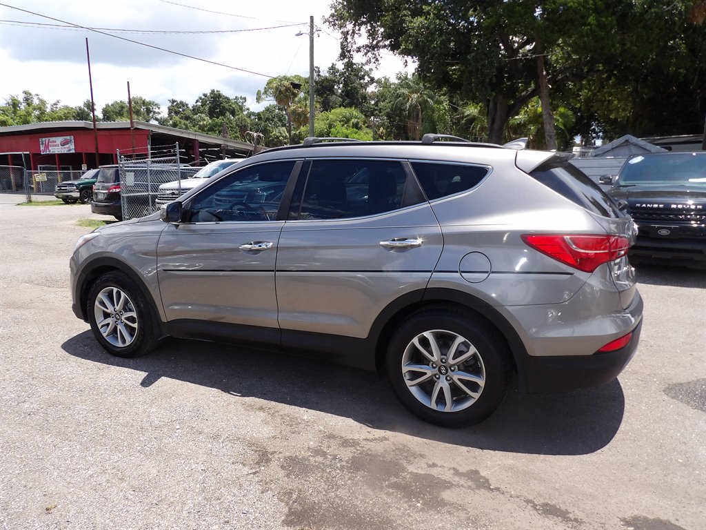 2016 Hyundai Santa Fe Sport - $9,999
