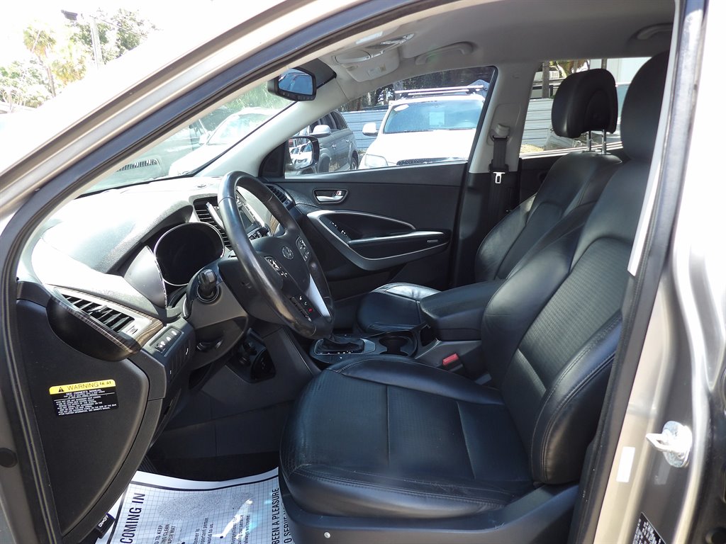 2016 Hyundai Santa Fe Sport - $9,999