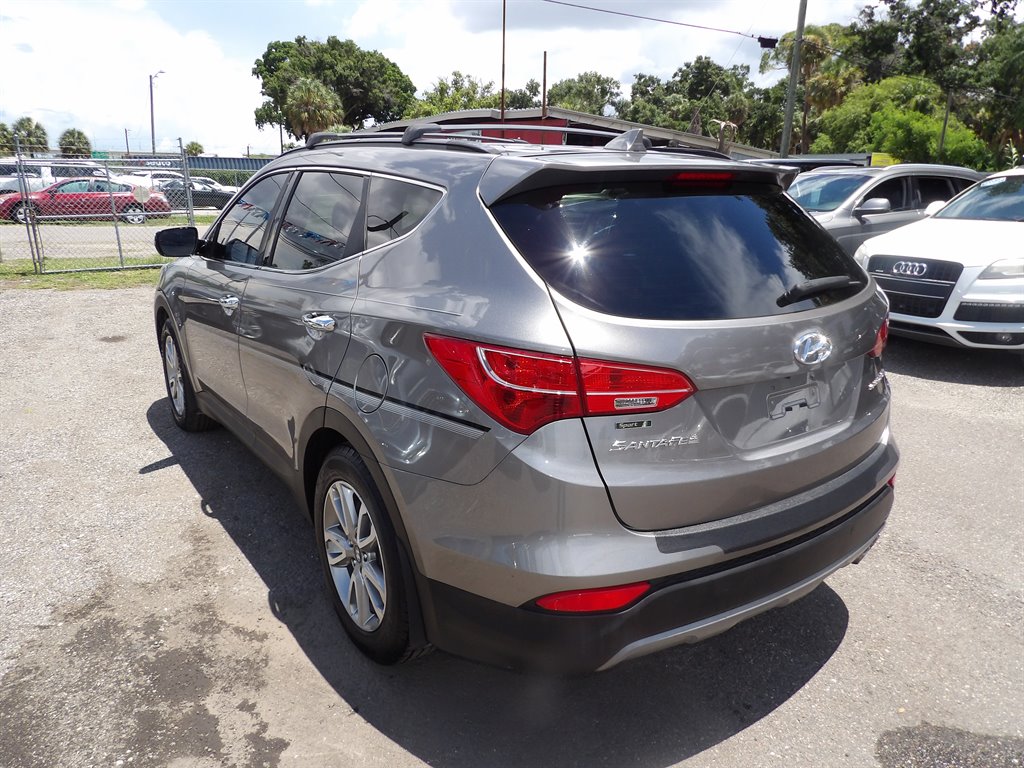 2016 Hyundai Santa Fe Sport - $9,999