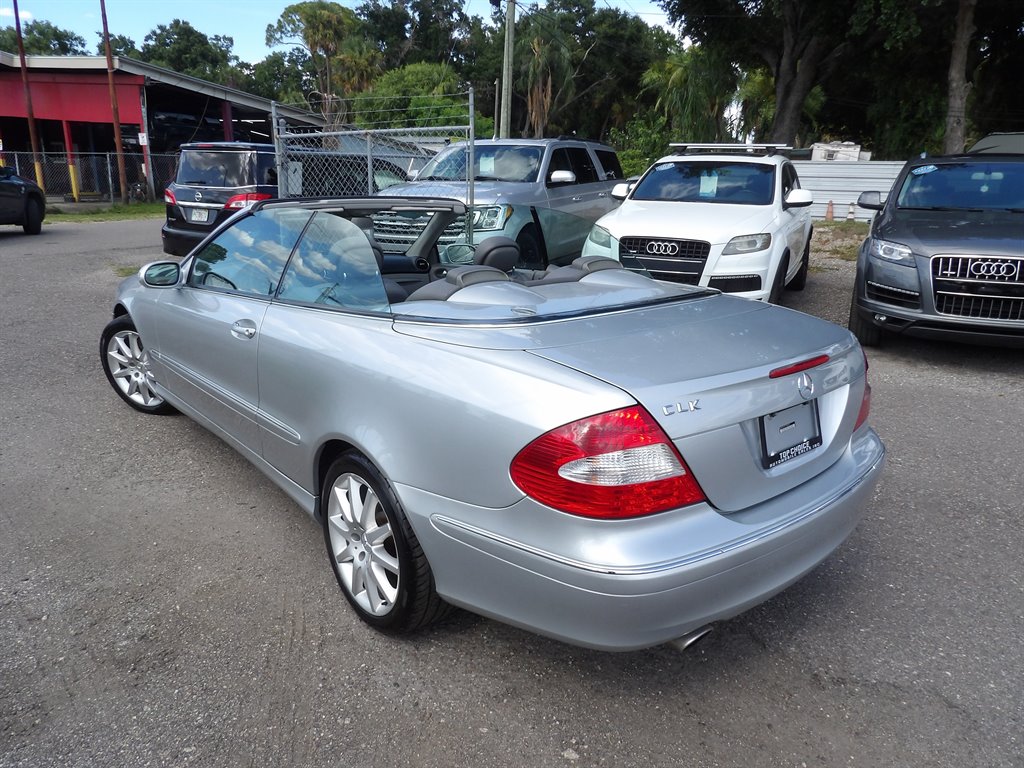 2007 Mercedes-Benz CLK-Class - $8,999