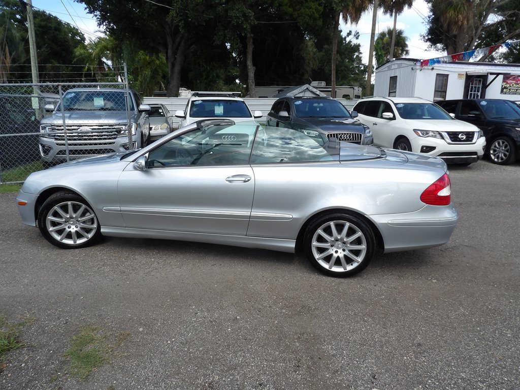 2007 Mercedes-Benz CLK-Class - $8,999