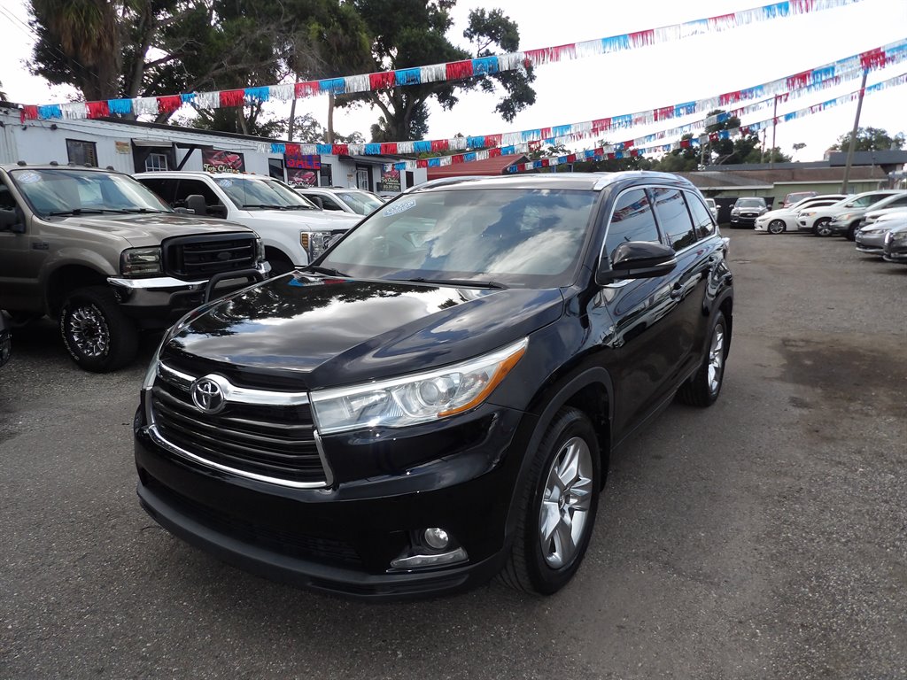 2016 Toyota Highlander - $18,500