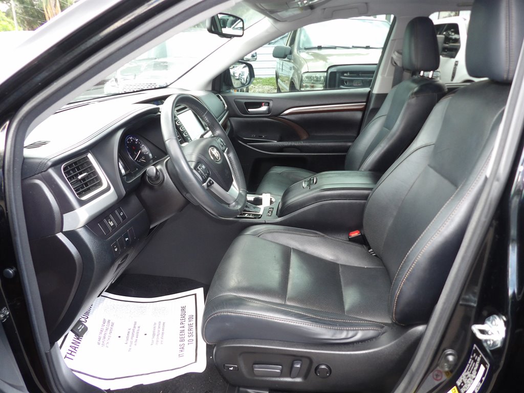 2016 Toyota Highlander - $18,500