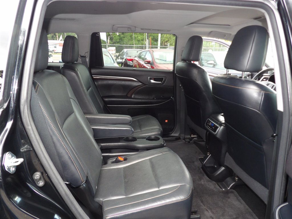 2016 Toyota Highlander - $18,500