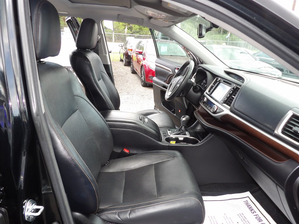 2016 Toyota Highlander - $18,500