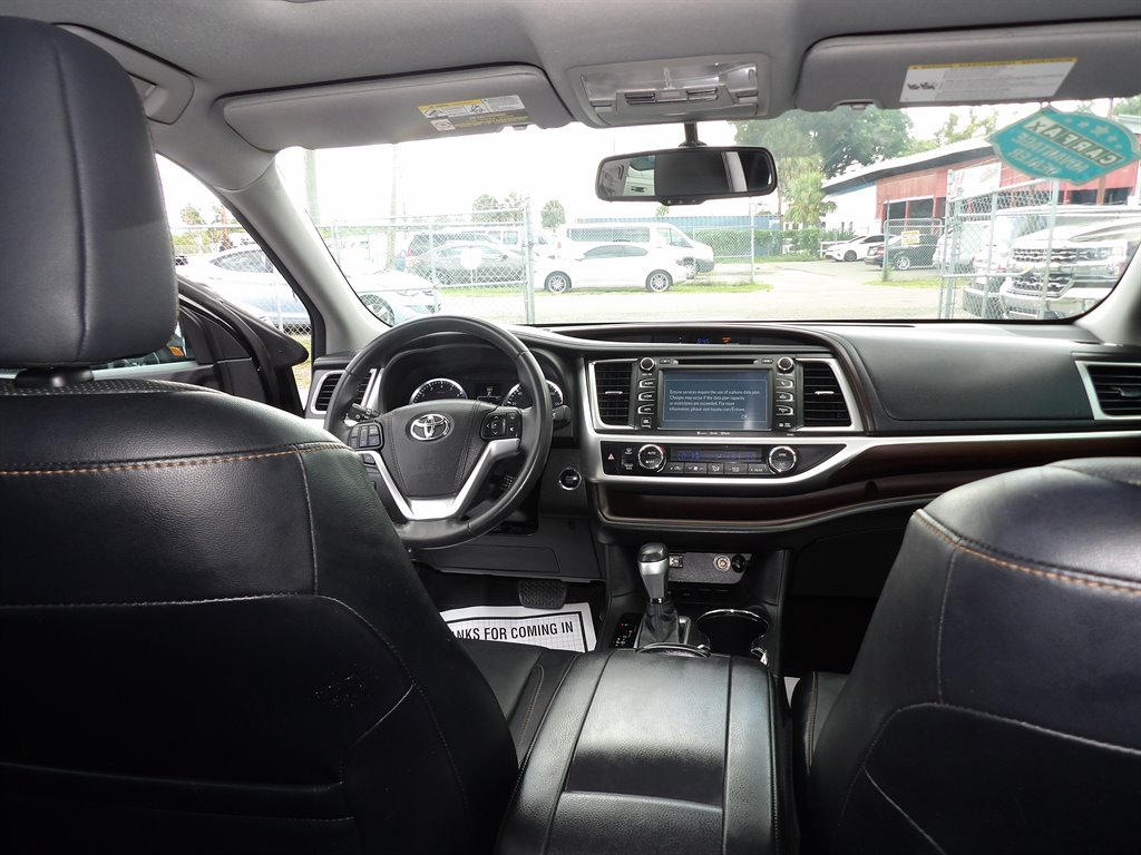 2016 Toyota Highlander - $18,500
