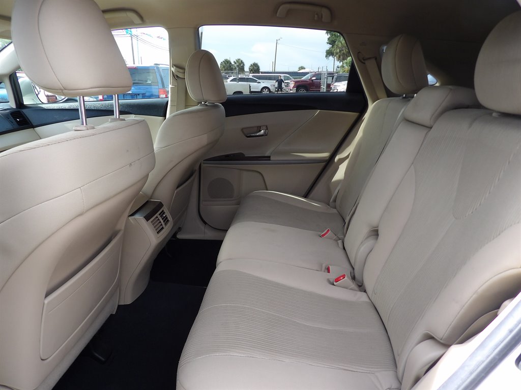 2013 Toyota Venza - $9,999