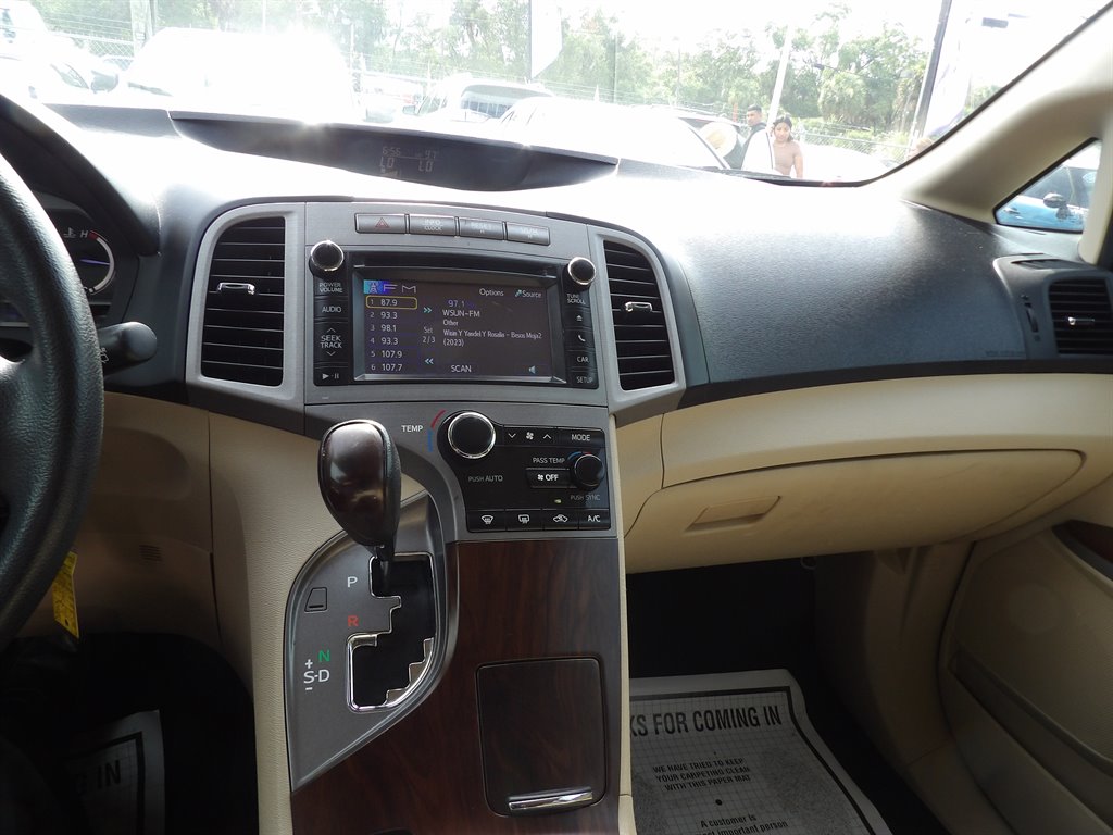 2013 Toyota Venza - $9,999