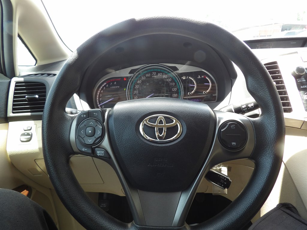 2013 Toyota Venza - $9,999