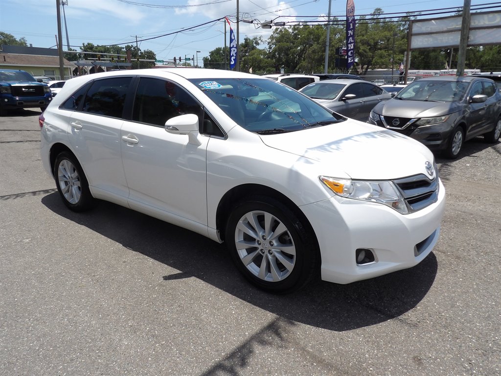 2013 Toyota Venza - $9,999