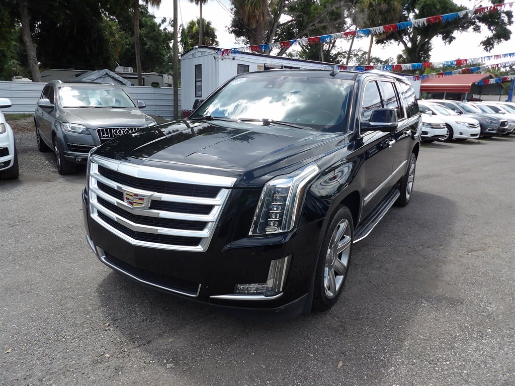 2019 Cadillac Escalade - $27,900