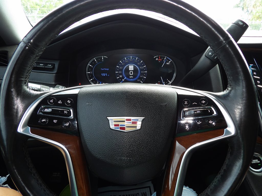 2019 Cadillac Escalade - $27,900