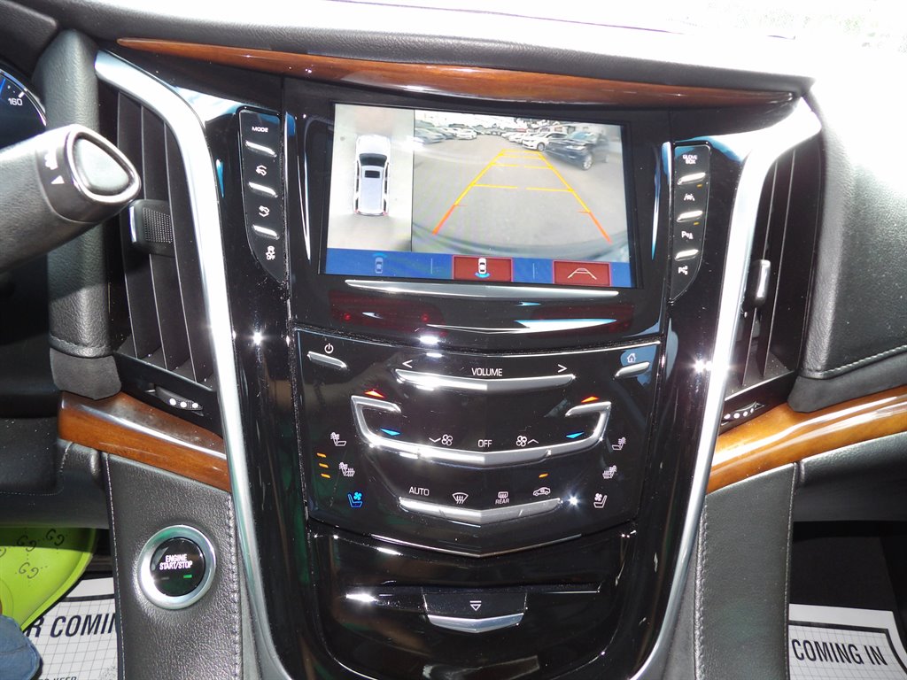 2019 Cadillac Escalade - $27,900