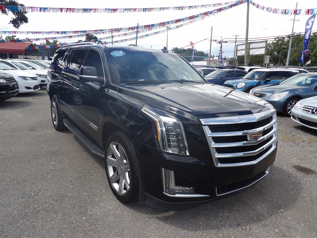 2019 Cadillac Escalade - $27,900