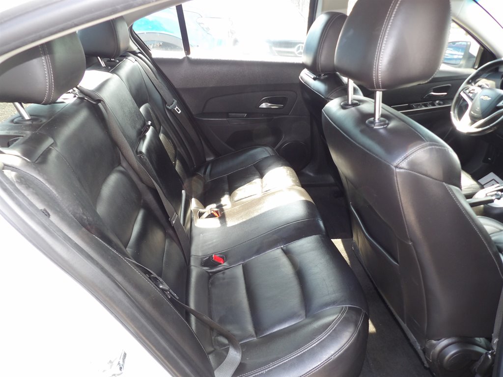 2015 Chevrolet Cruze - $5,000