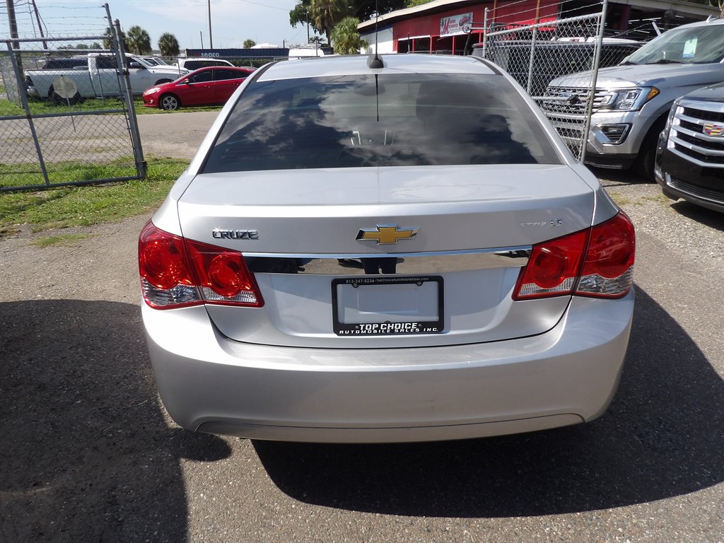 2015 Chevrolet Cruze - $5,000