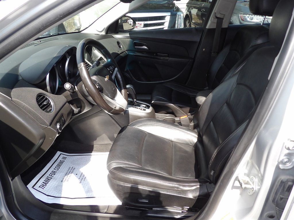 2015 Chevrolet Cruze - $5,000