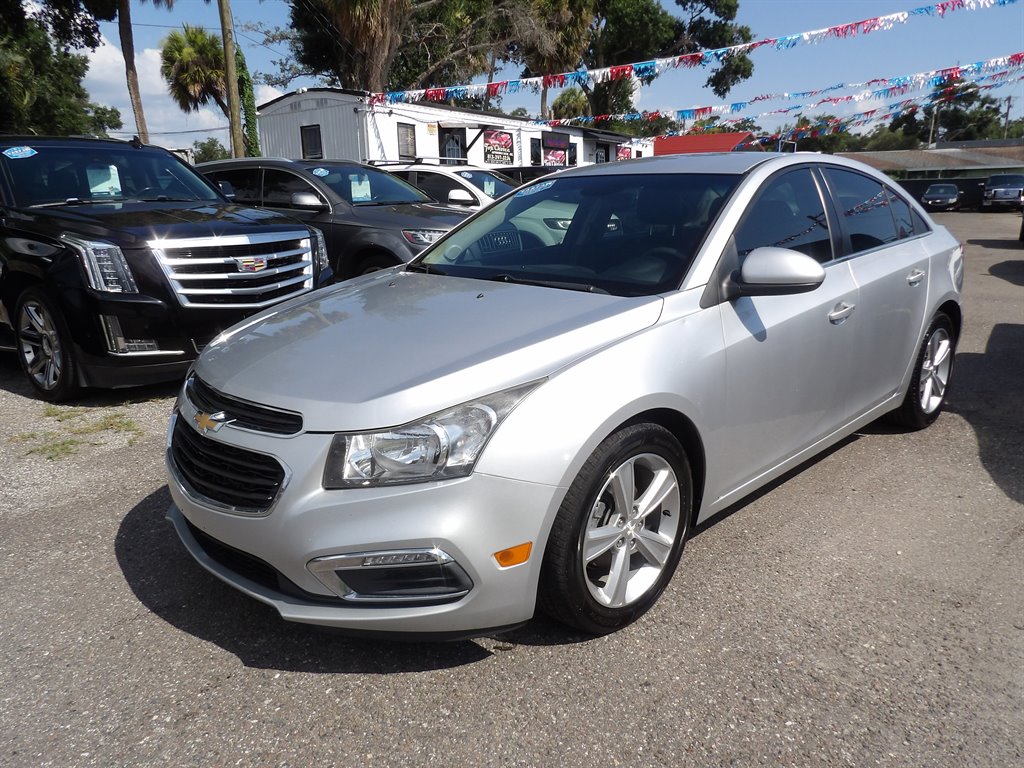 2015 Chevrolet Cruze - $5,000