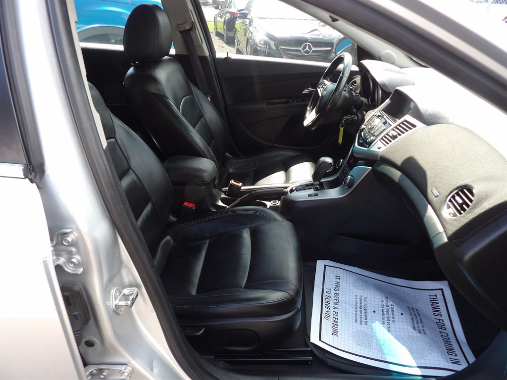 2015 Chevrolet Cruze - $5,000