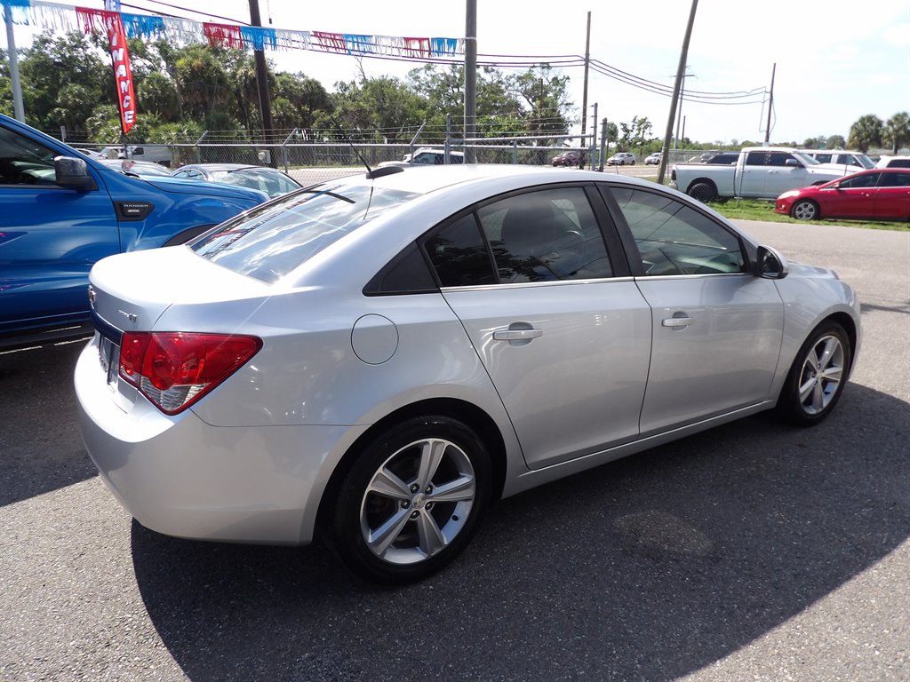 2015 Chevrolet Cruze - $5,000