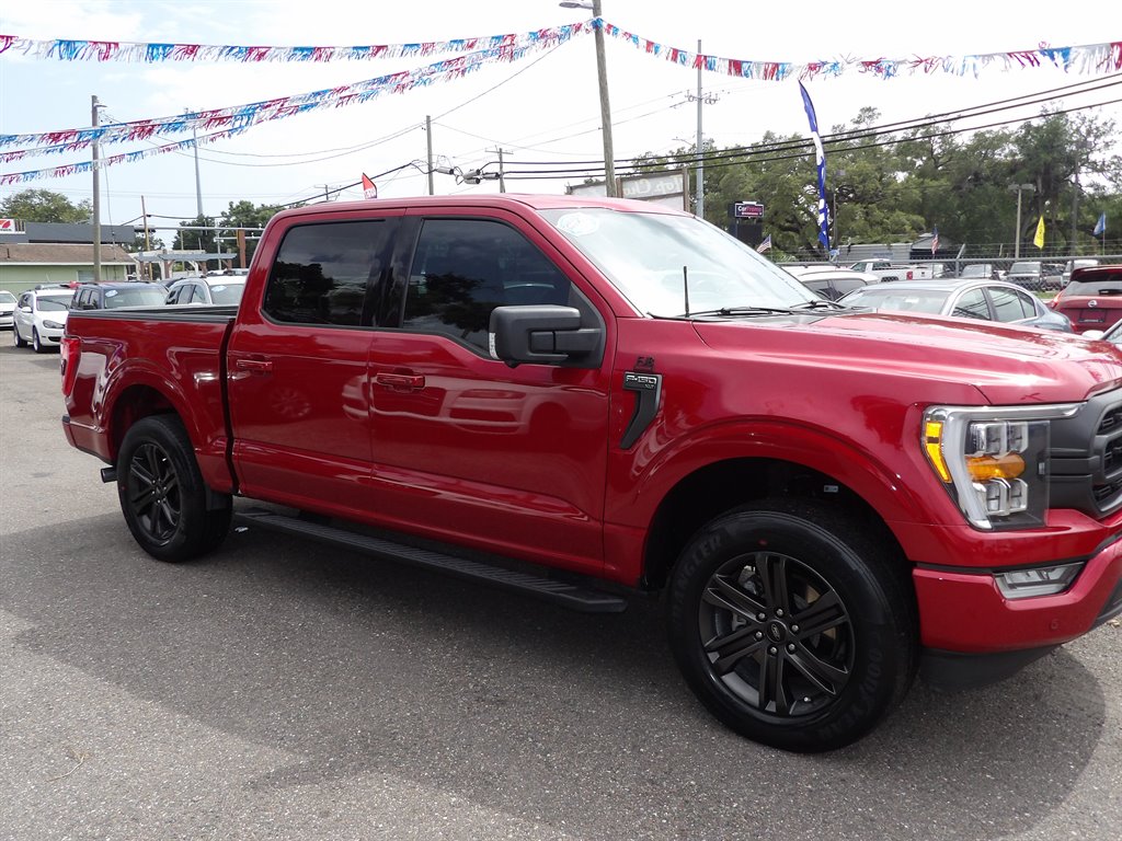 2022 Ford F-150 - $36,900