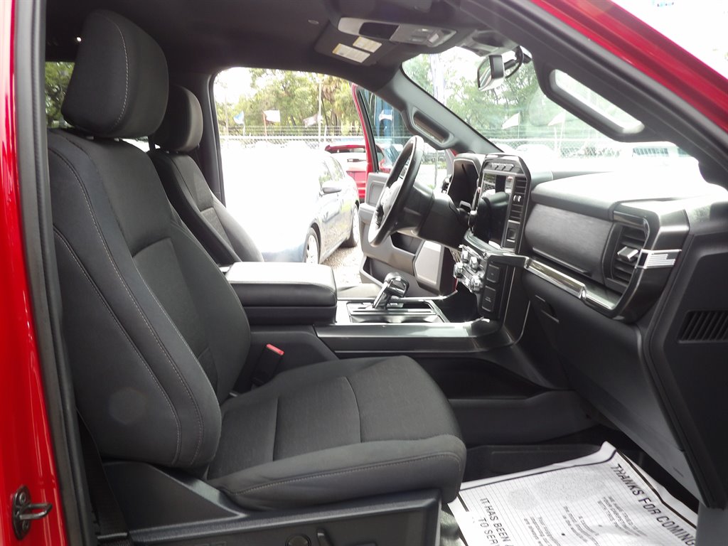 2022 Ford F-150 - $36,900
