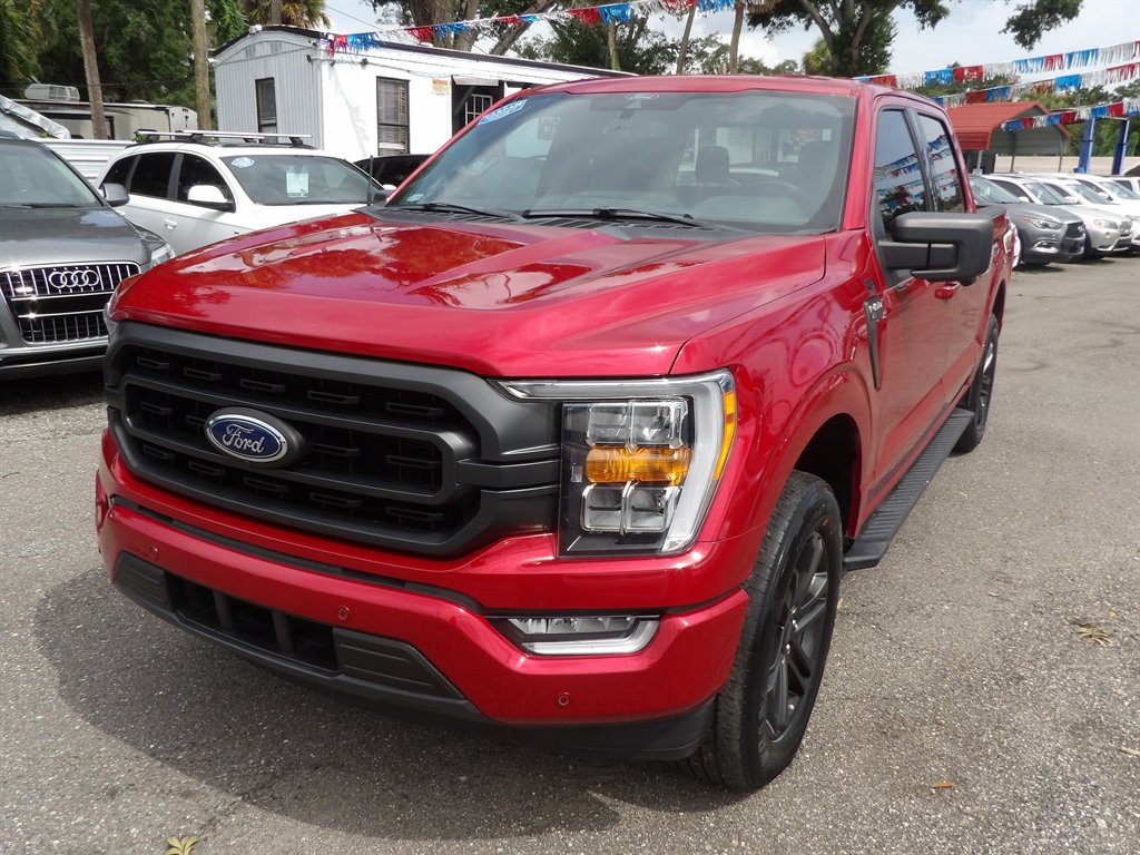2022 Ford F-150 - $36,900