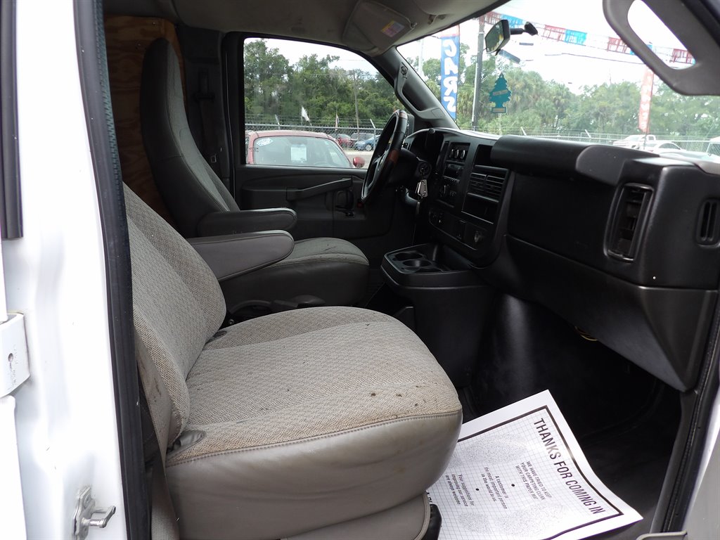 2016 Chevrolet Express - $10,500